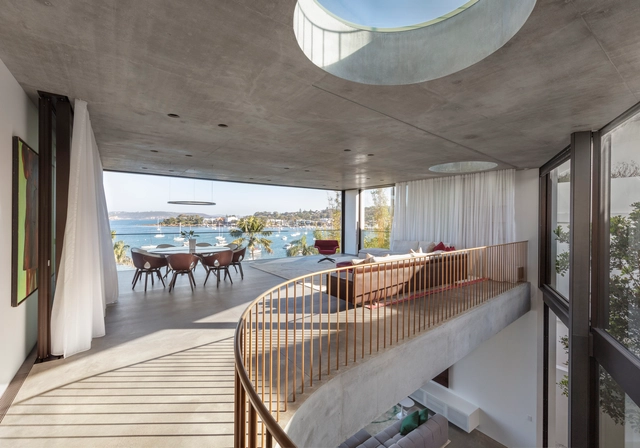 Crescent House / Matthew Woodward Architecture - Houses