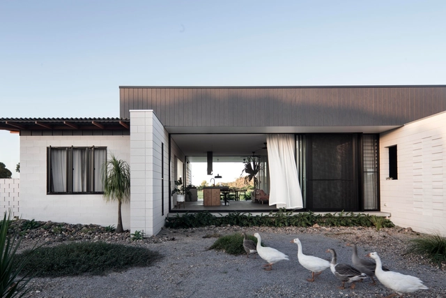 Inverdon House / Chloe Naughton - Exterior Photography, Residential, Facade