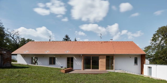 South Moravian Village House / ORA - Houses