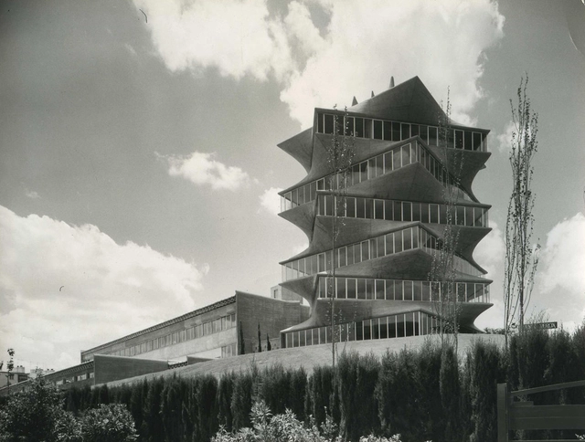 AD经典：La Pagoda / Miguel Fisac  - 主图