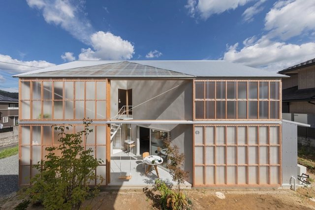Casa en Sonobe / Tato Architects - Casas