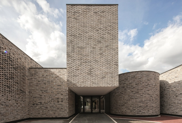Escuela de música Elancourt / Opus 5 architectes - Restauraciones