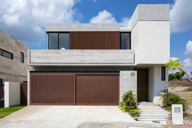 Casa Ruidera 2 / TALLER AGF - Casas, Fachada, Puerta