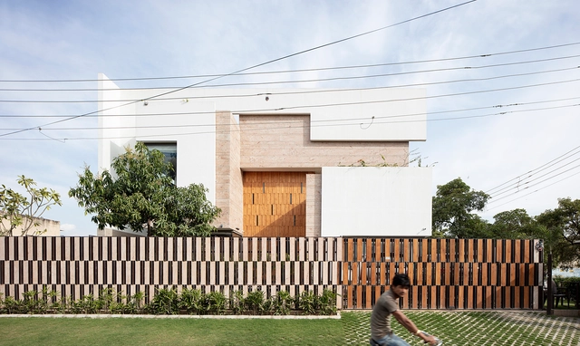 Casa 35 / Charged Voids - Casas