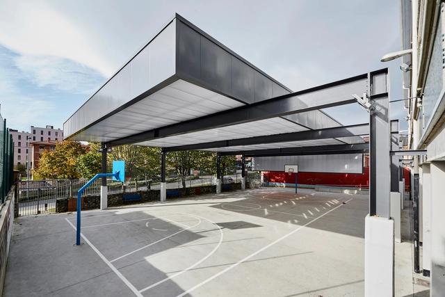 Cubierta en el CPI Antonio Trueba / Atelier80 Arquitectos - Arquitectura Educacional, Fachada