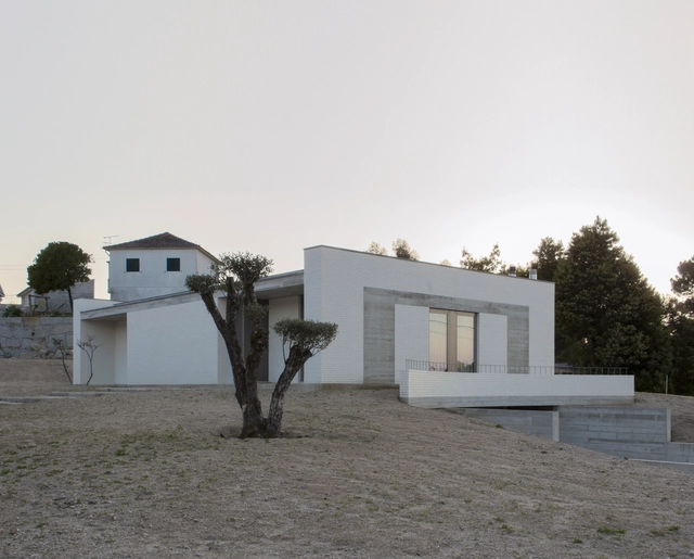 Casa TS / Pedro Miguel Santos - Casas, Fachada, Porta