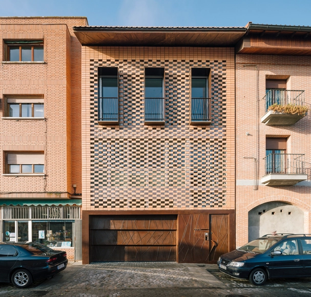 Casa T / Olalquiaga Arquitectos - Renovación, Fachada