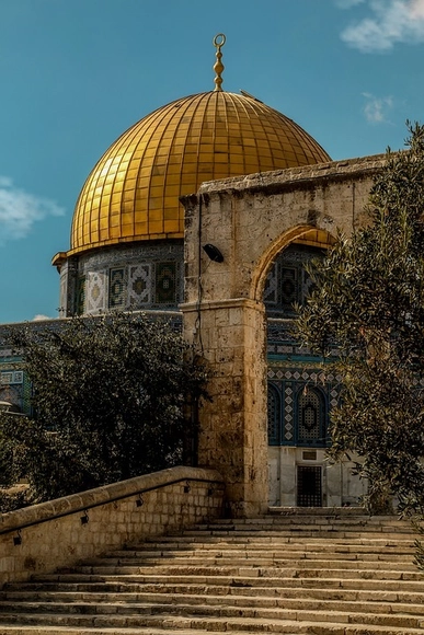 La mezquita de Al-Aqsa en Jerusalén se prendió fuego durante el incendio de Notre Dame  - Imagen Principal