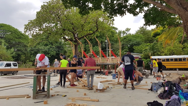 200 estudiantes de Latinoamérica analizan, diseñan y construyen en el XVI TSL Costa Rica - Imagen Principal