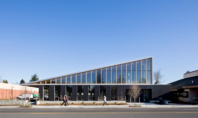 Flex 商业大楼，对工业建筑类型学探索 / LEVER Architecture - 商业建筑