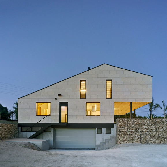 Casa PMC / Jaime Sepulcre Bernad - Casas, Puerta, Fachada