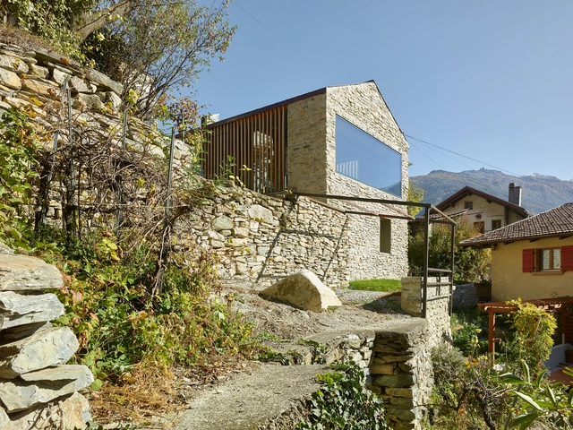 Bornet House / Savioz Fabrizzi Architectes - Houses, Garden, Facade