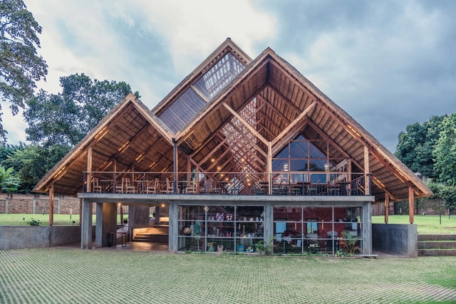 Yamasen Japanese Restaurant / TERRAIN architects - Restaurant