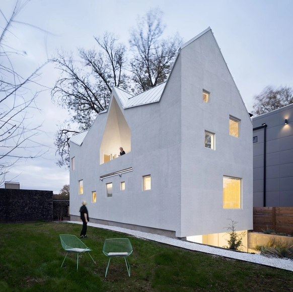 Haus Gables / MALL - Houses