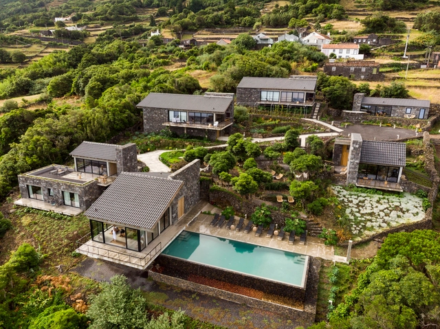 Lava Homes / Diogo Mega Architects - Exterior Photography, Hotels