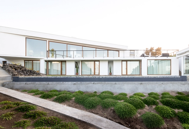 Casa Marbella / PAARQ Arquitectos - Casas, Jardín, Fachada