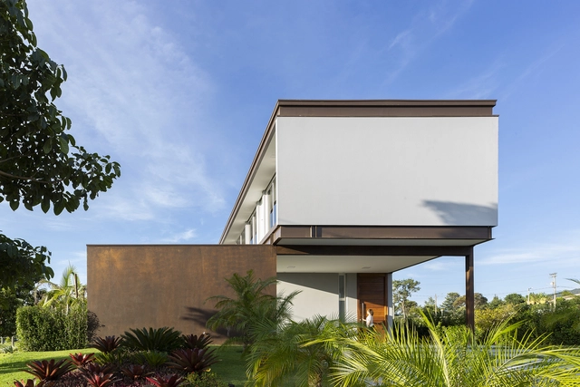 Casa BT / Taguá Arquitetura - Casas, Jardim, Fachada