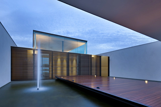 Casa Lincoln / Gustavo Penna Arquiteto e Associados - Sustentabilidade, Fachada, Corrimão