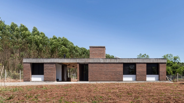 Casa JM / Troyano Arquitetura - Casas, Fachada, Porta