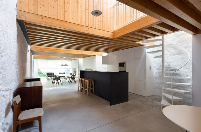 Loft Miraflor / Alexandre Loureiro Architecture Studio - Renovación