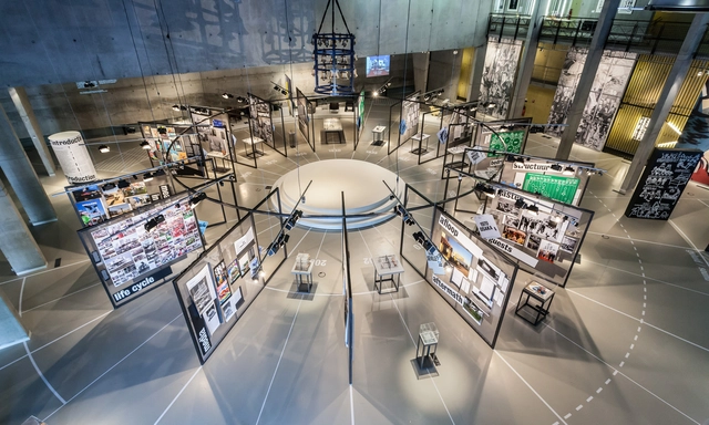 18 Exposições projetadas pelo OMA - Imagem de Destaque
