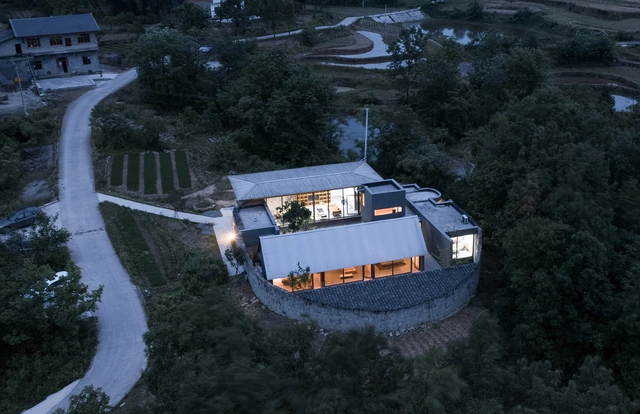 雨宅.木匠的家 / 小写建筑事务所 - 集合住宅