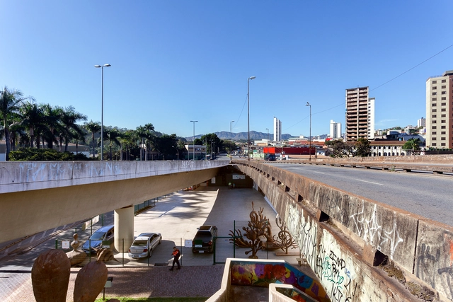 Exposição "Outros Territórios" ocupa o Viaduto das Artes em Belo Horizonte - Imagem de Destaque