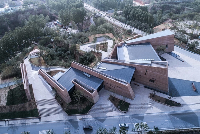 Zhengzhou Jianye Football Town Tourist Center / SHUISHI - Tourism
