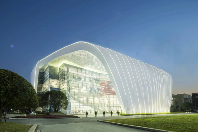 重庆房地产职业学院图书馆设计 / 湃昂国际建筑设计顾问 - 图书馆