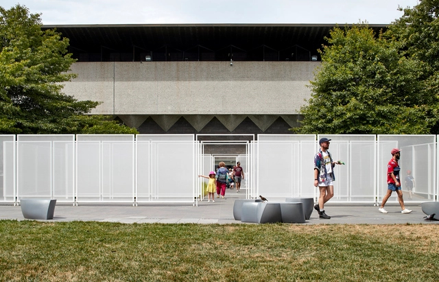 Garden Wall Pavilion / Retallack Thompson + Other Architects - Instalaciones Y Estructuras