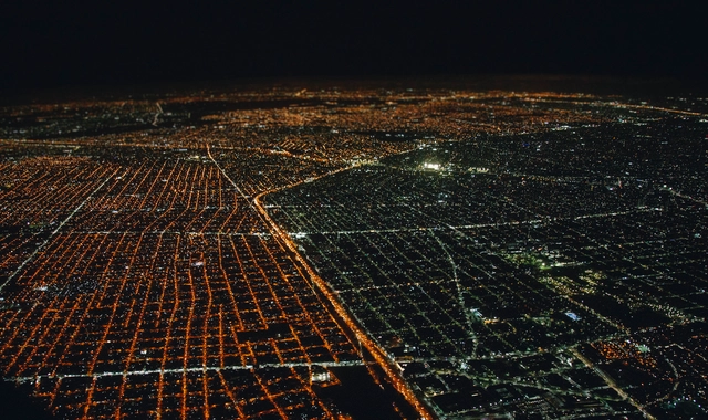 Buenos Aires con alumbrado público 100% LED: ¿qué se puede hacer desde el hogar? - Imagen Principal