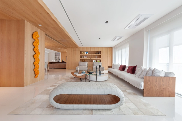 Apartamento ADK / Schuchovski Arquitetura - Edifício De Apartamentos, Dormitório, Mesa, Cadeira