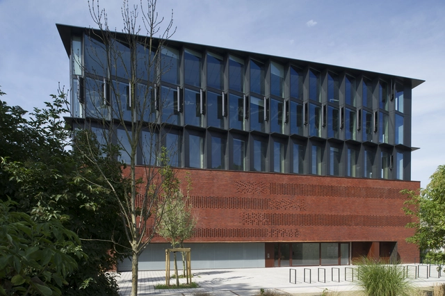 Black Diamond / Pranlas-Descours Architectes-Urbanistes - Mixed Use Architecture