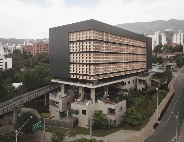 EAFIT大学语言培训中心／JUMPArquitectos - 大学