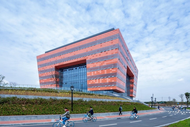 成都大学新图书馆 / 中国建筑西南设计研究院 - 图书馆