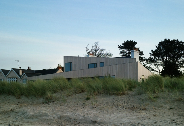 House on Burrow Beach / Plus Architecture - Extension