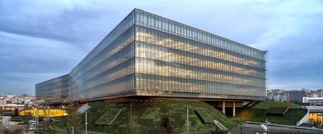 Campus Tecnológico BBVA de Garanti Bank / ERA Architects - Edificio De Oficinas