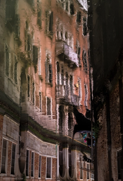 Mayank Thammalla Transforms the Venetian Canals into an Architectural Canvas - Featured Image