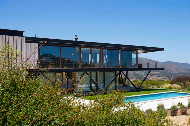 Casa M / Andres Nuñez Fuenzalida Arquitectos - Casas, Jardín, Fachada, Fijación Vigas