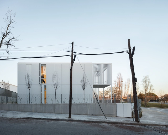 Casa MG / bxd arquitectura - Casas, Fachada, Cierros