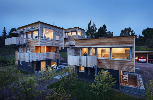 三姐妹之家，三个不规则波浪致敬航海父亲 / Salmela Architect - 集合住宅