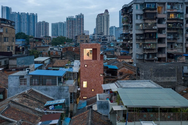 La renovación de una casa pequeña en un barrio histórico de Guangzhou / URBANUS - Renovación