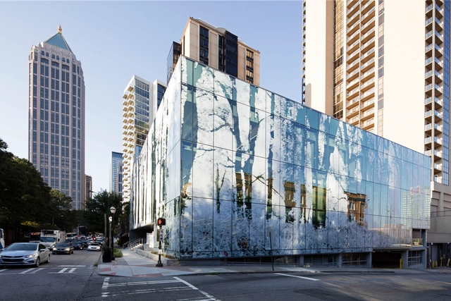 Interface 总部大楼，树影立面打造绿色建筑 / Perkins+Will - 建筑图, 公共机构设施, 表皮, 城市