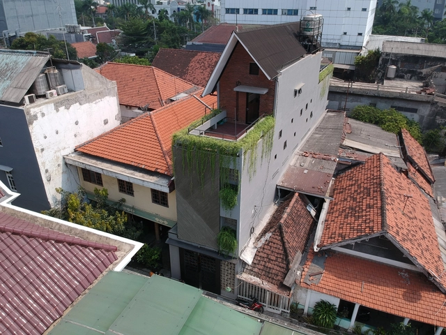 Hostal C / archiplus.pt - Casas