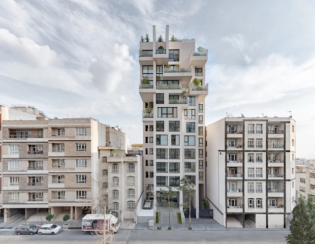 Edifício Residencial Cedrus / Next Office–Alireza Taghaboni - Residencial