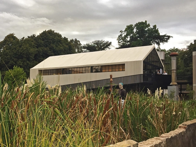 Pabellón el vivero cowork / Steverlynck+Iglesias Molli Arquitectos - Reconversión, Jardín, Fachada