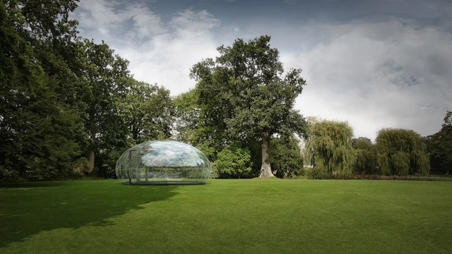 水滴亭,致敬富勒拱形建筑 / Atelier Kristoffer Tejlgaard - 展馆