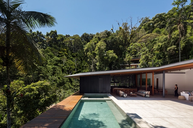 MH House / Jacobsen Arquitetura - Exterior Photography, Houses, Facade