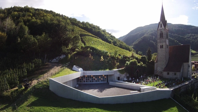 Extensión del cementerio de Albes / Stefano Peluso Architecture - Ampliación