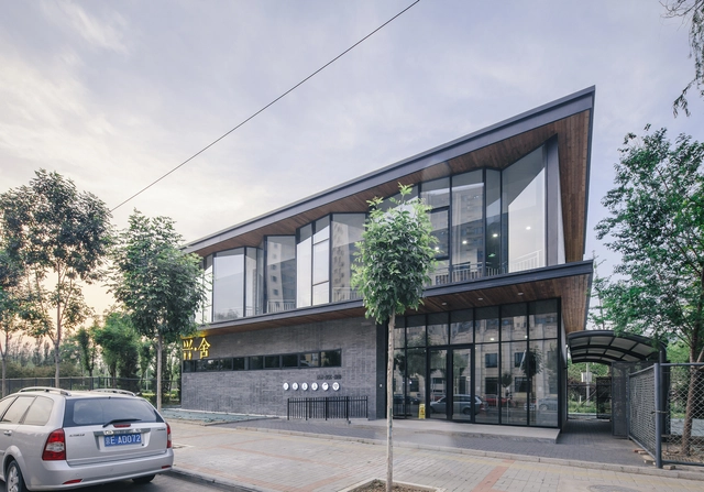 Xingshe Public Toilets / COBBLESTONE DESIGN CANADA - Public Architecture